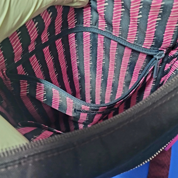 Vera Bradley Midtown Black Nylon Canvas Women's Crossbody Bag - Picture 8 of 10